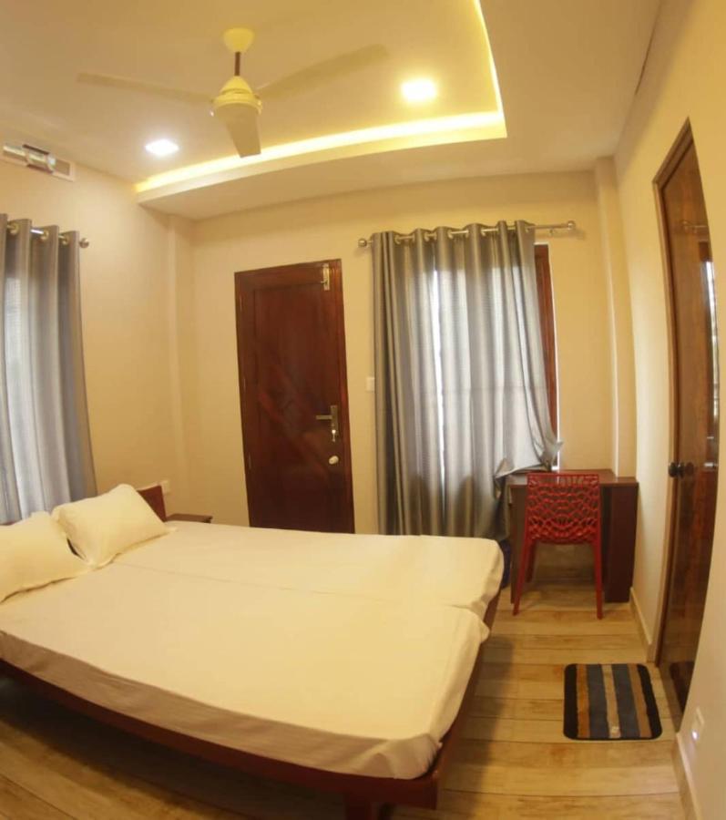 Meghdoot River Resort Kochi Extérieur photo